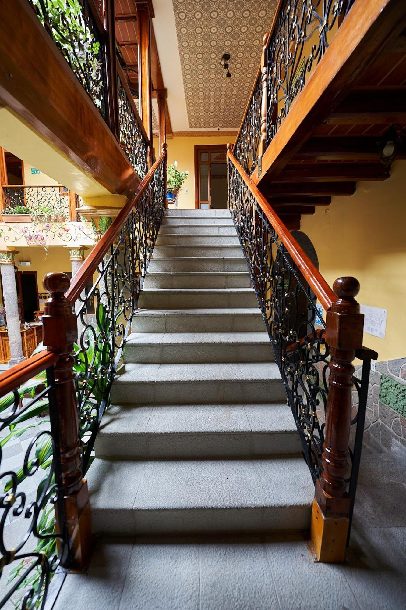 Hotel La Basilica Quito Ngoại thất bức ảnh