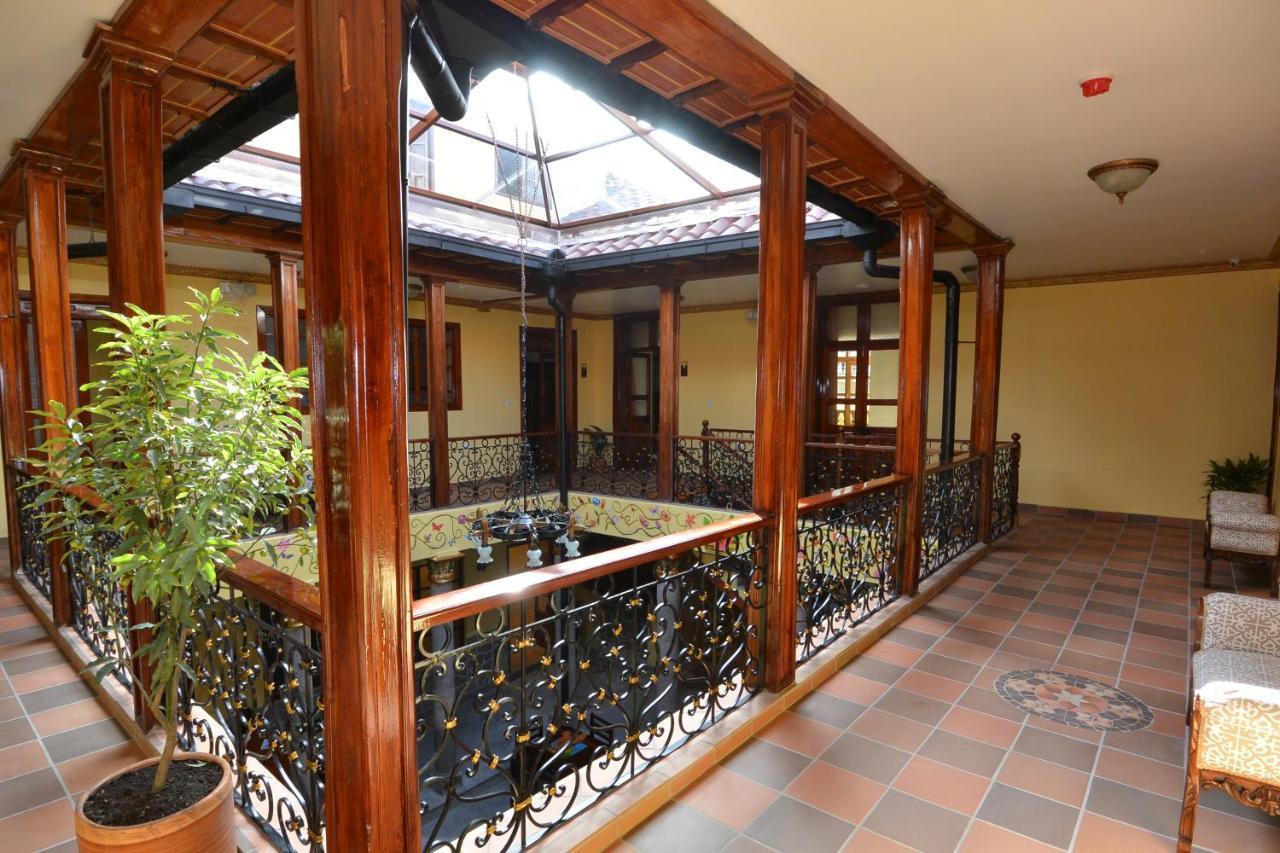 Hotel La Basilica Quito Ngoại thất bức ảnh